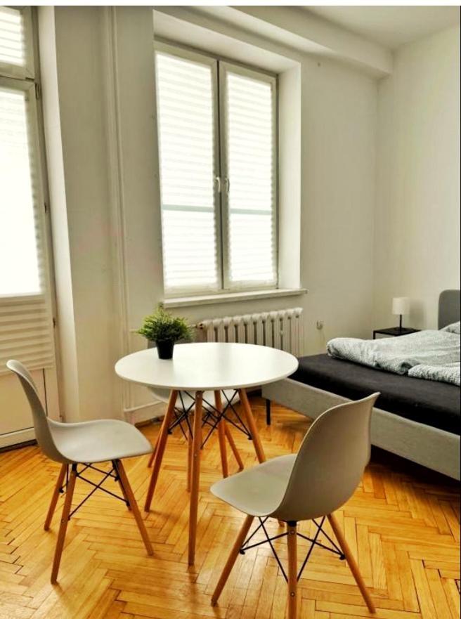 Room In Old Town Krakow Exterior photo